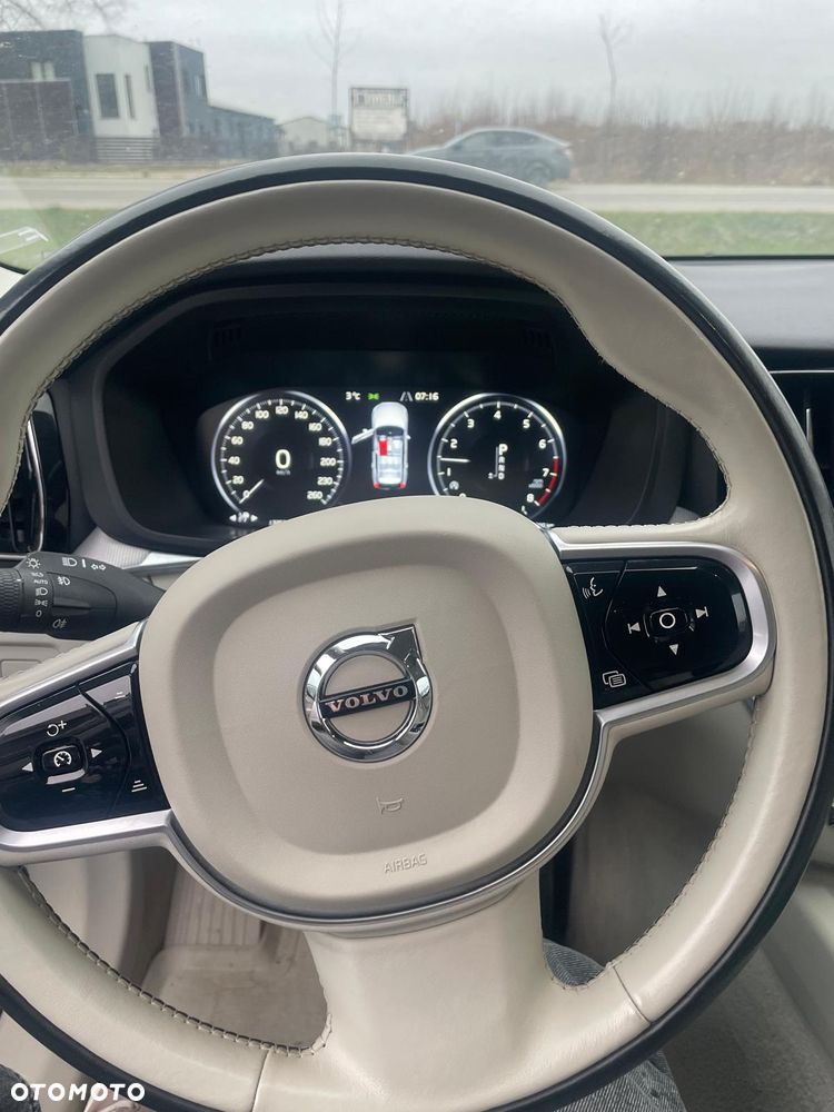 Volvo XC 60 T5 GPF AWD Inscription - 3