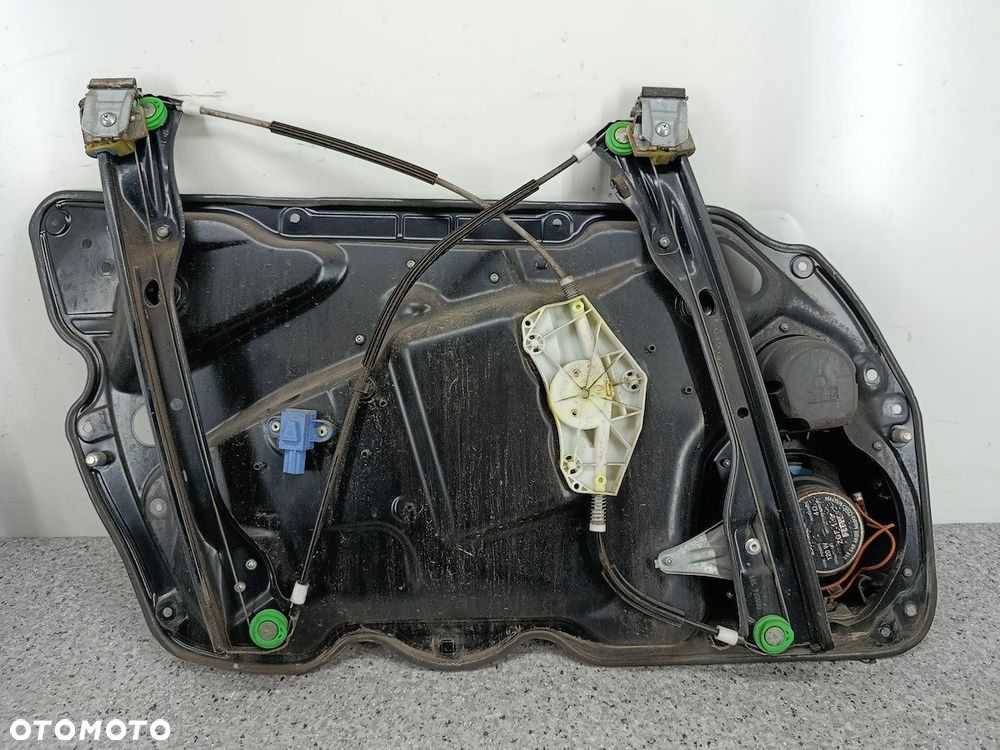 PODNOŚNIK SZYBY PRAWY PRZÓD  VW PASSAT B6 3C1837756F 1K0959792G 980852-109 - 5