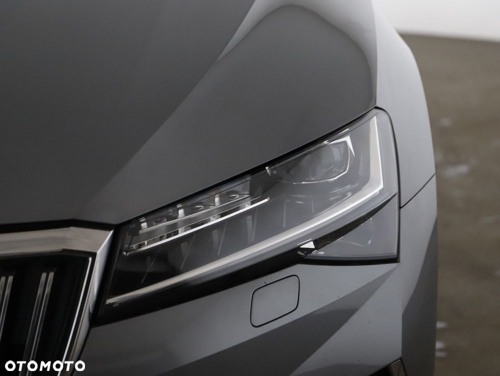 Skoda Superb 2.0 TSI 4x4 L&K DSG - 29