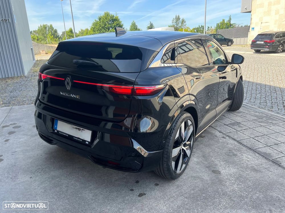 Renault Mégane E-Tech 220 Comfort Range Iconic - 21