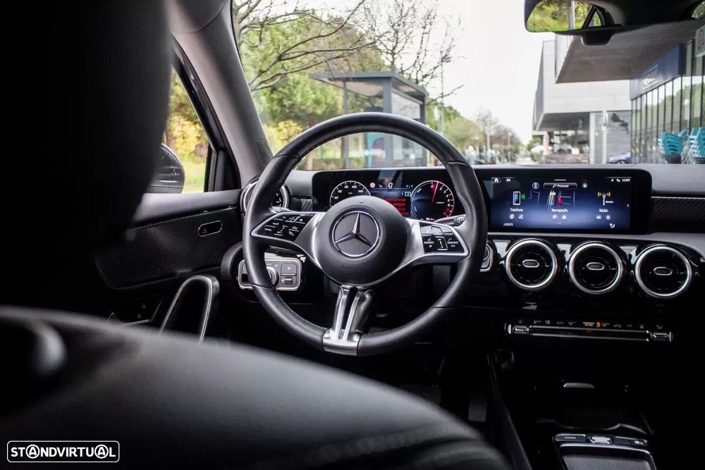 Mercedes-Benz A 250 e - 33