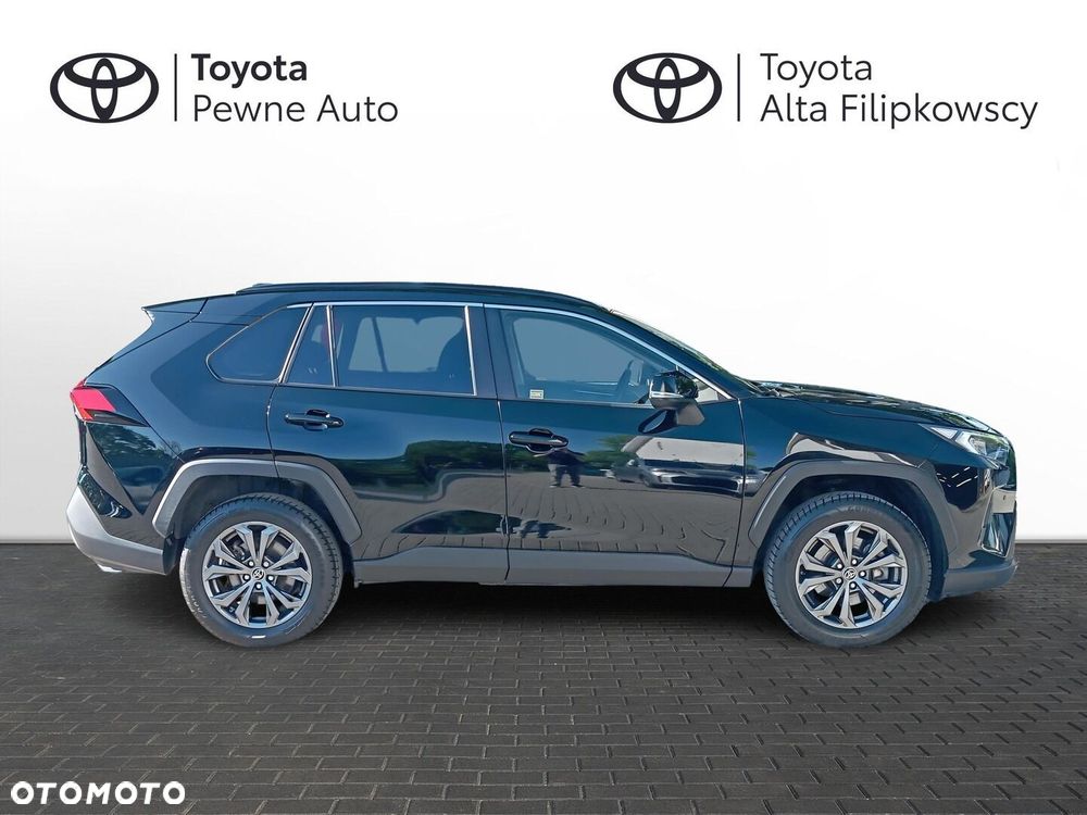 Toyota RAV4 - 6