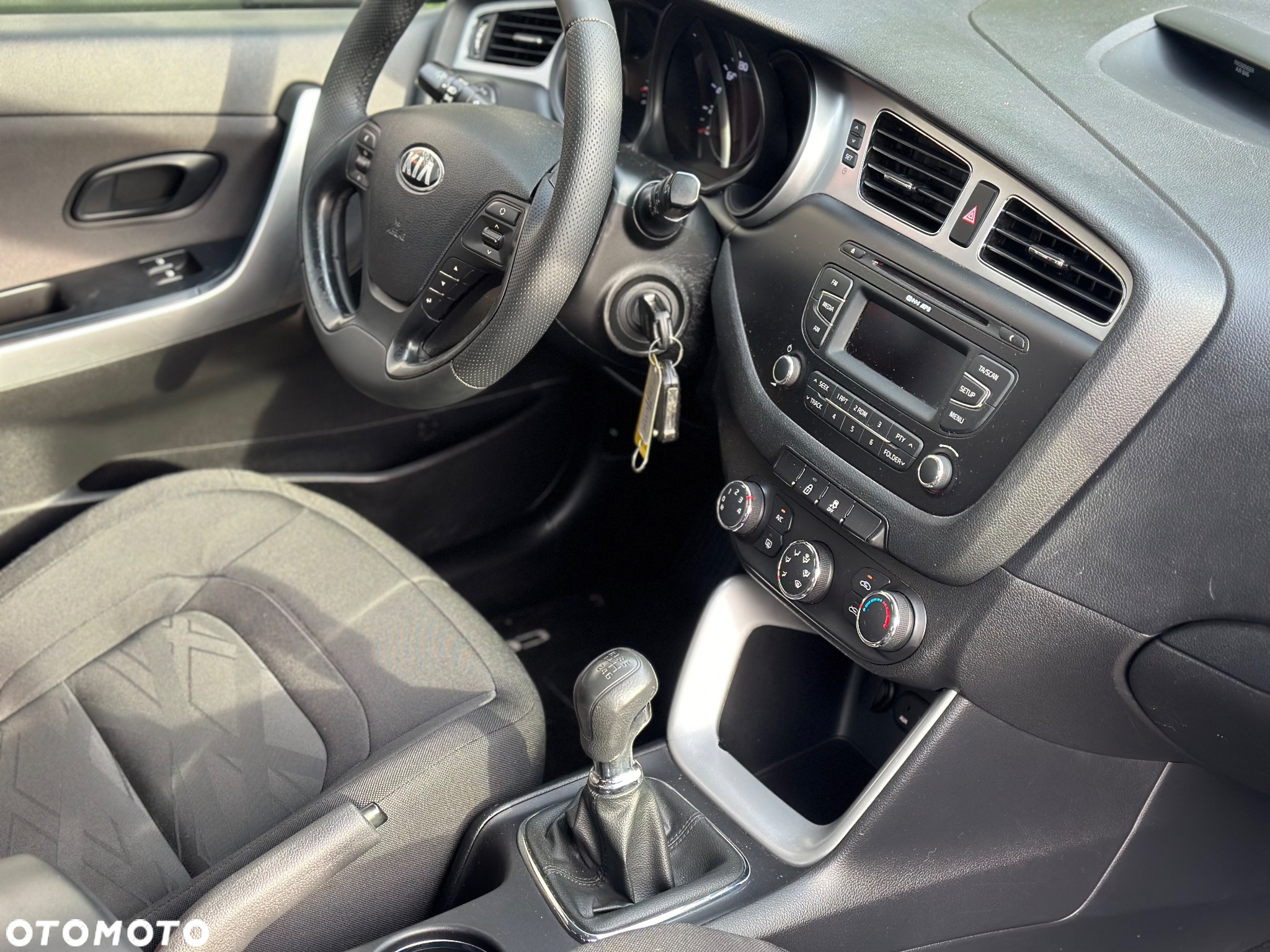 Kia Ceed 1.4 CVVT Attract plus - 32