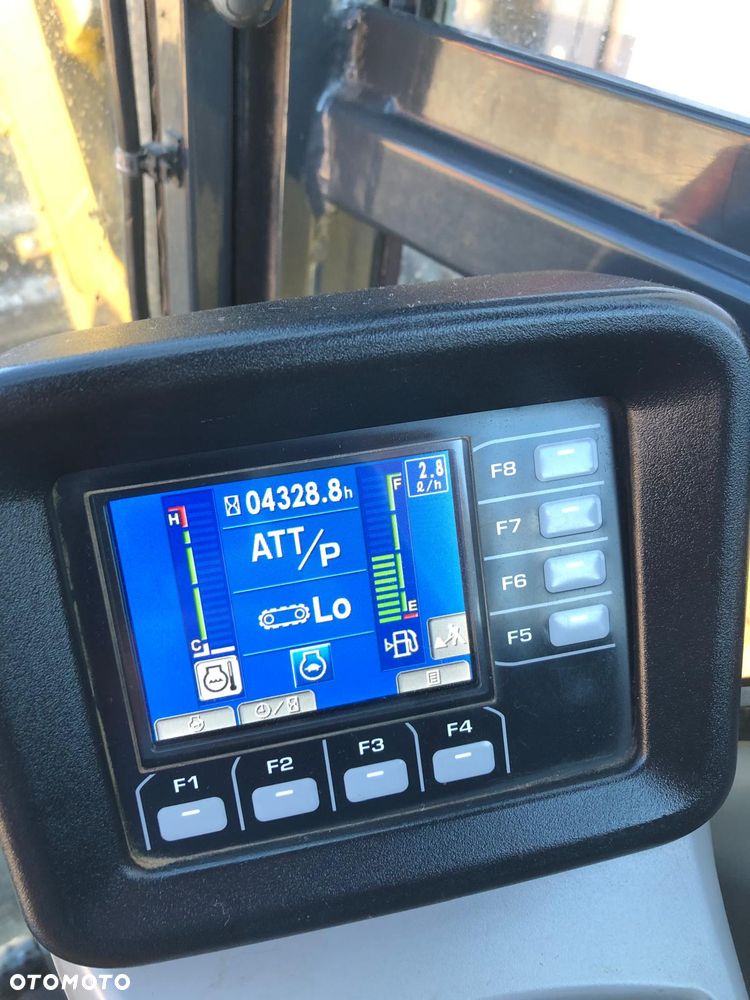 Komatsu PC80MR-5 - 4