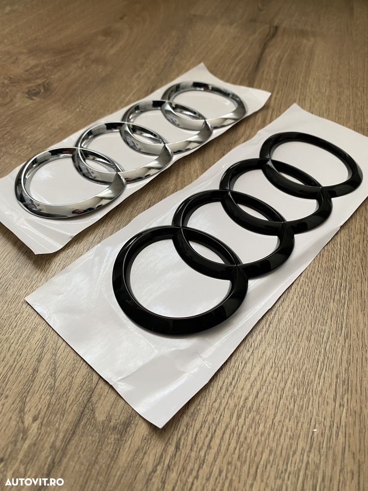 Emblema Semn Logo Spate Audi A5 A7 Curbata Concava Negru Neagra Crom - 3
