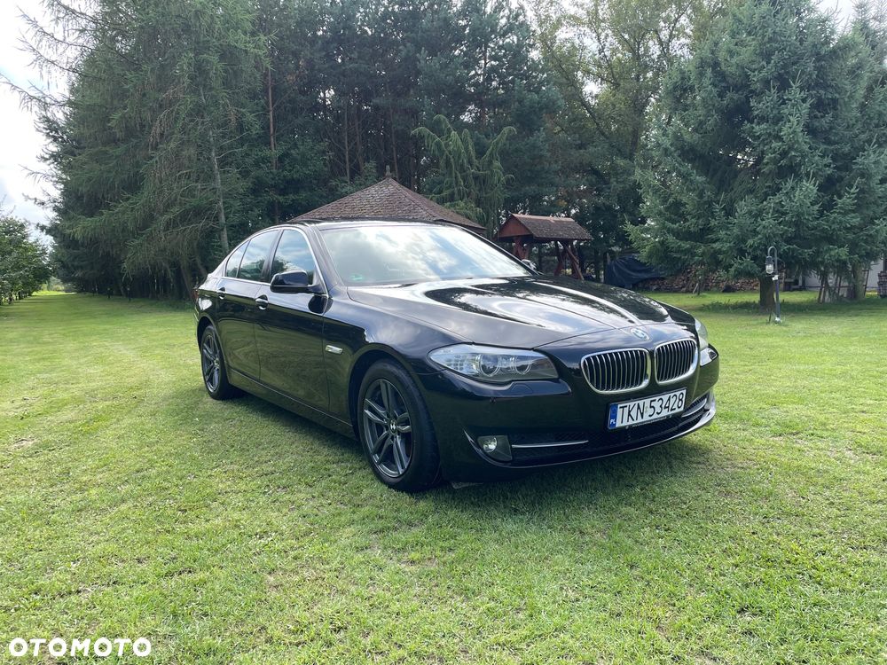 BMW Seria 5 523i - 8