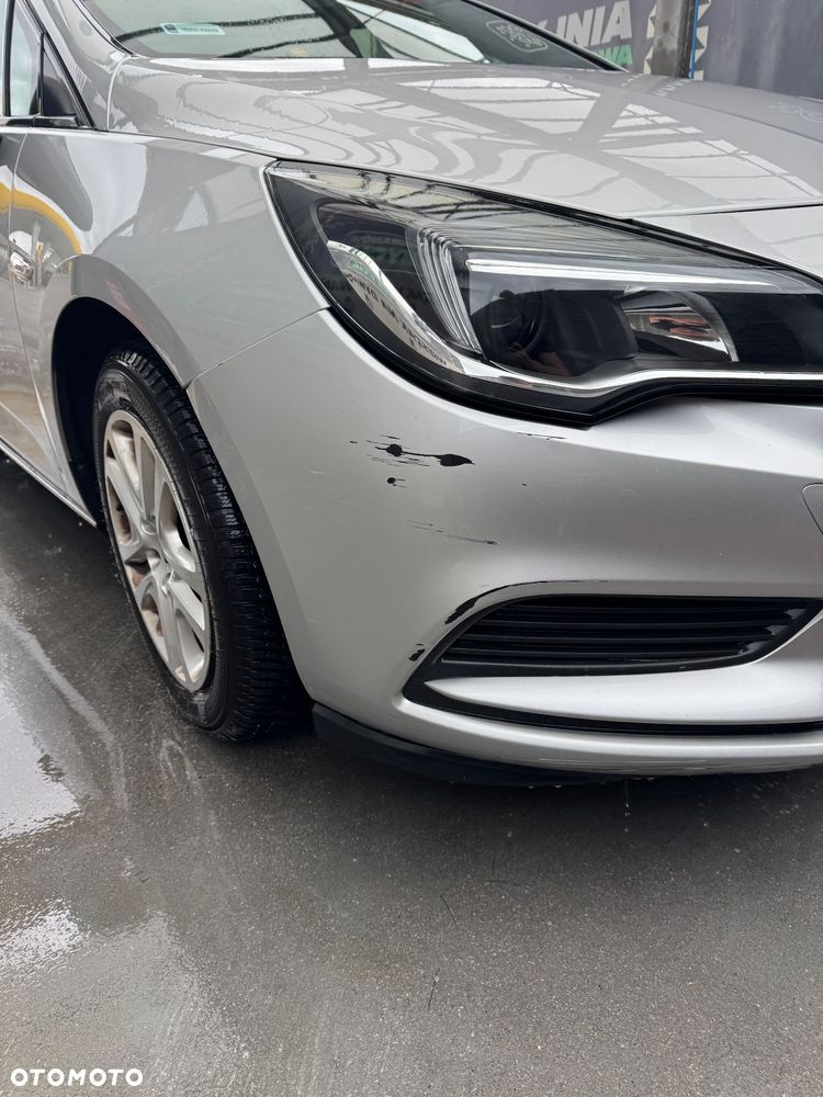 Opel Astra 1.4 T Dynamic - 4