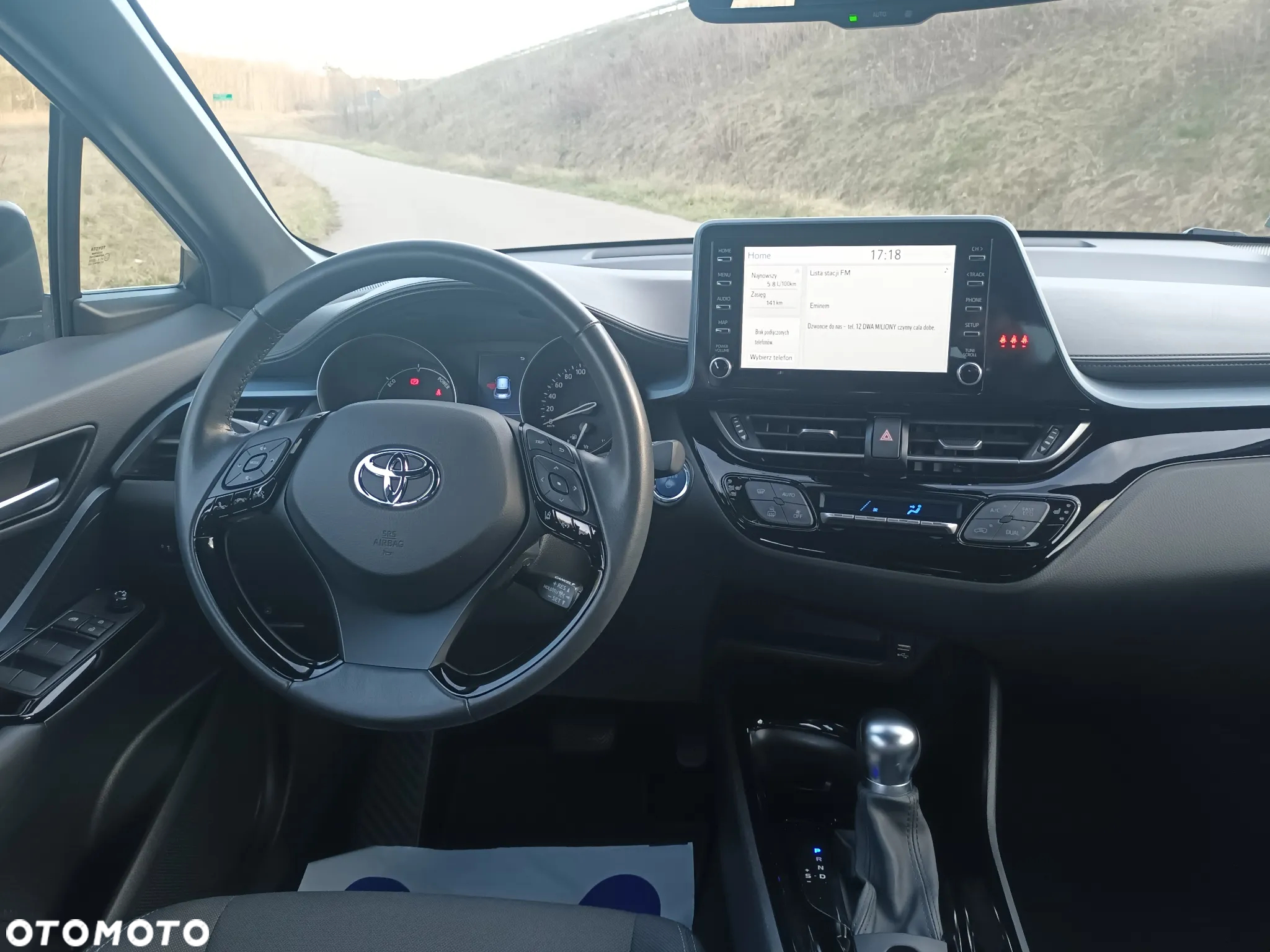 Toyota C-HR 2.0 Hybrid Style - 28
