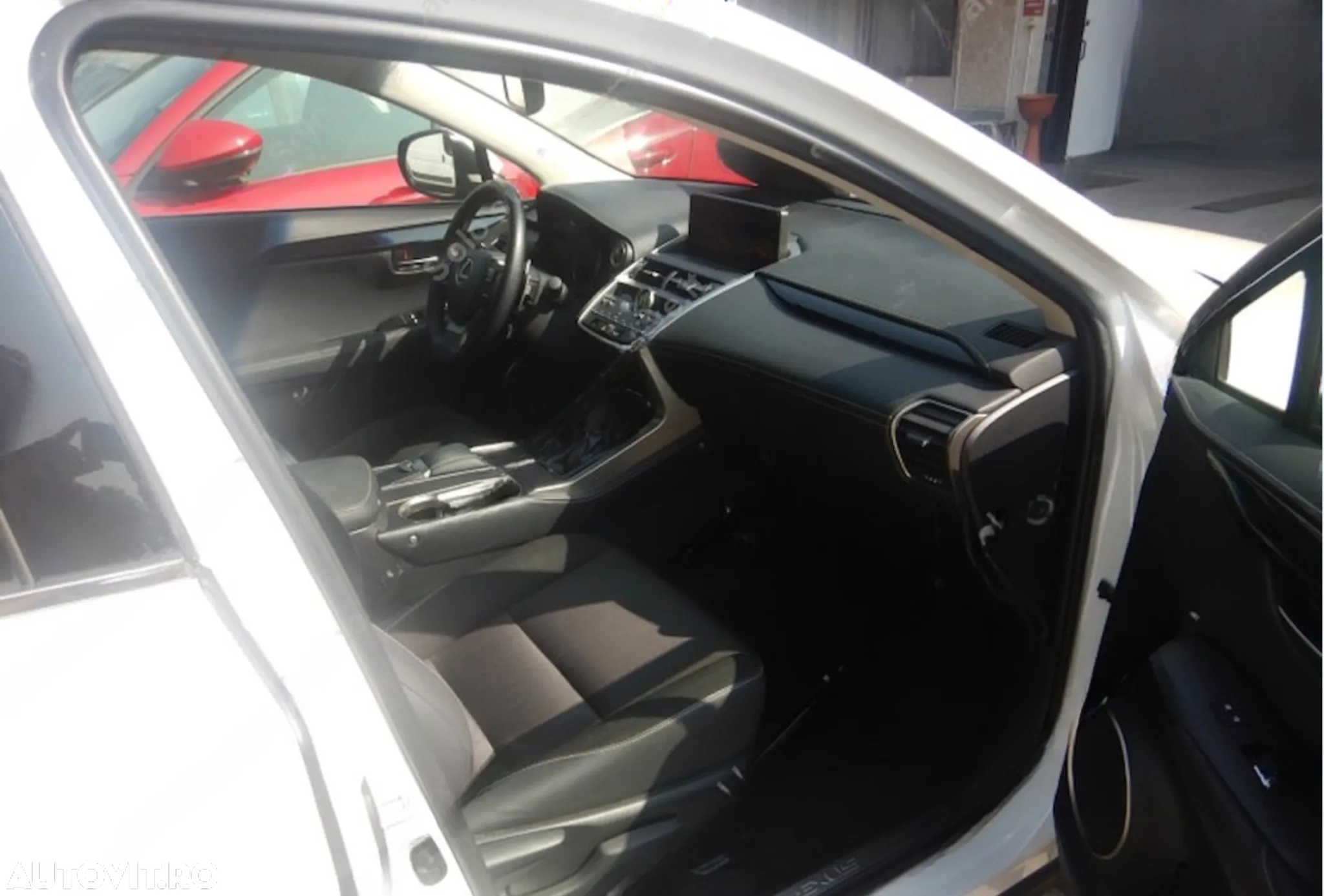Lexus Seria NX 300h E-FOUR Business Edition - 9