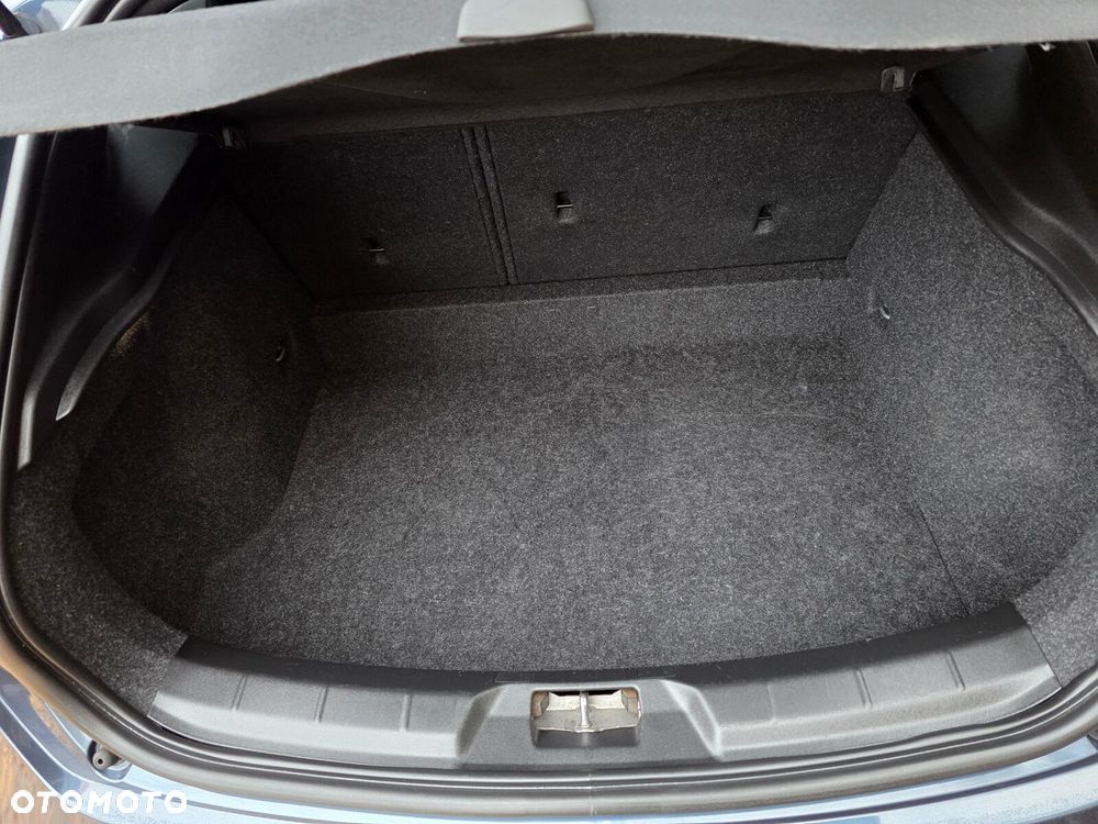 Volvo V40 - 19