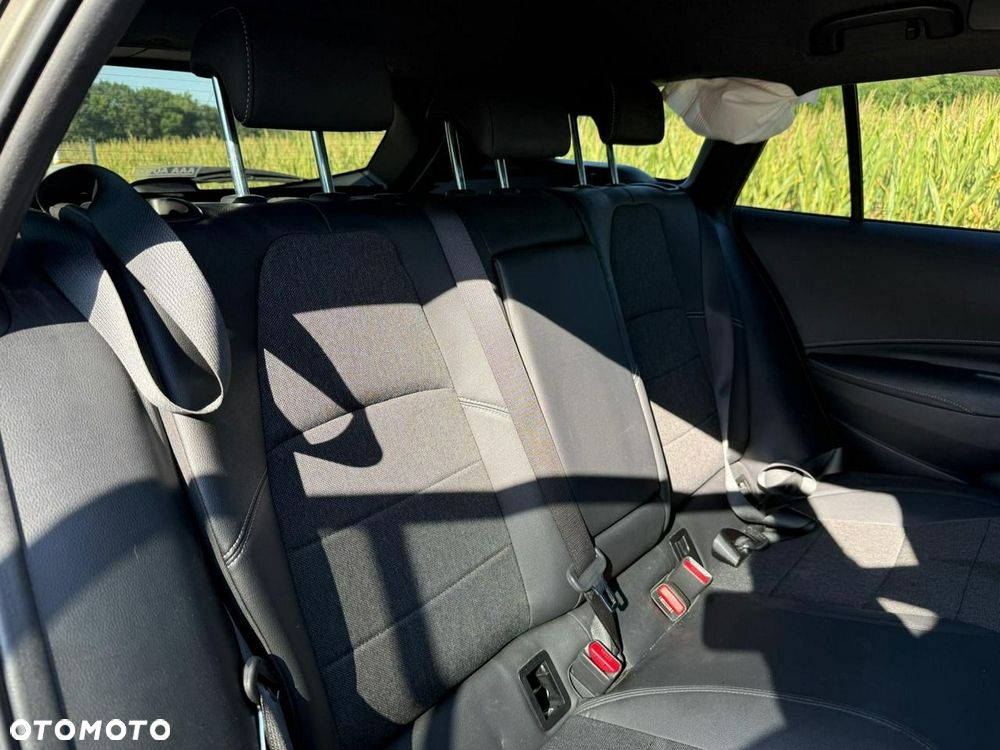 Toyota Corolla 1.8 Hybrid Executive - 21