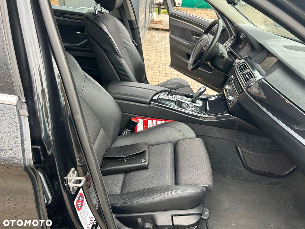 BMW Seria 5 530d Modern Line - 21