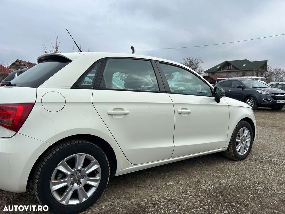Audi A1 1.6 TDI ack Attraction - 29