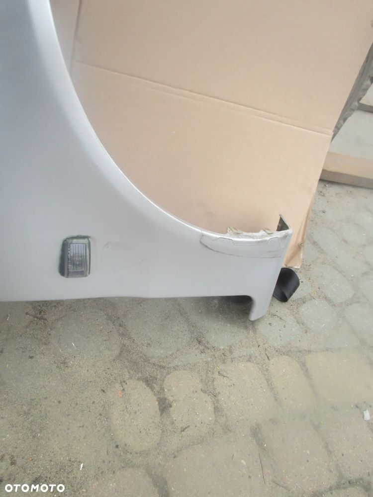 błotnik prawy Volvo V40 S40 lift - 6