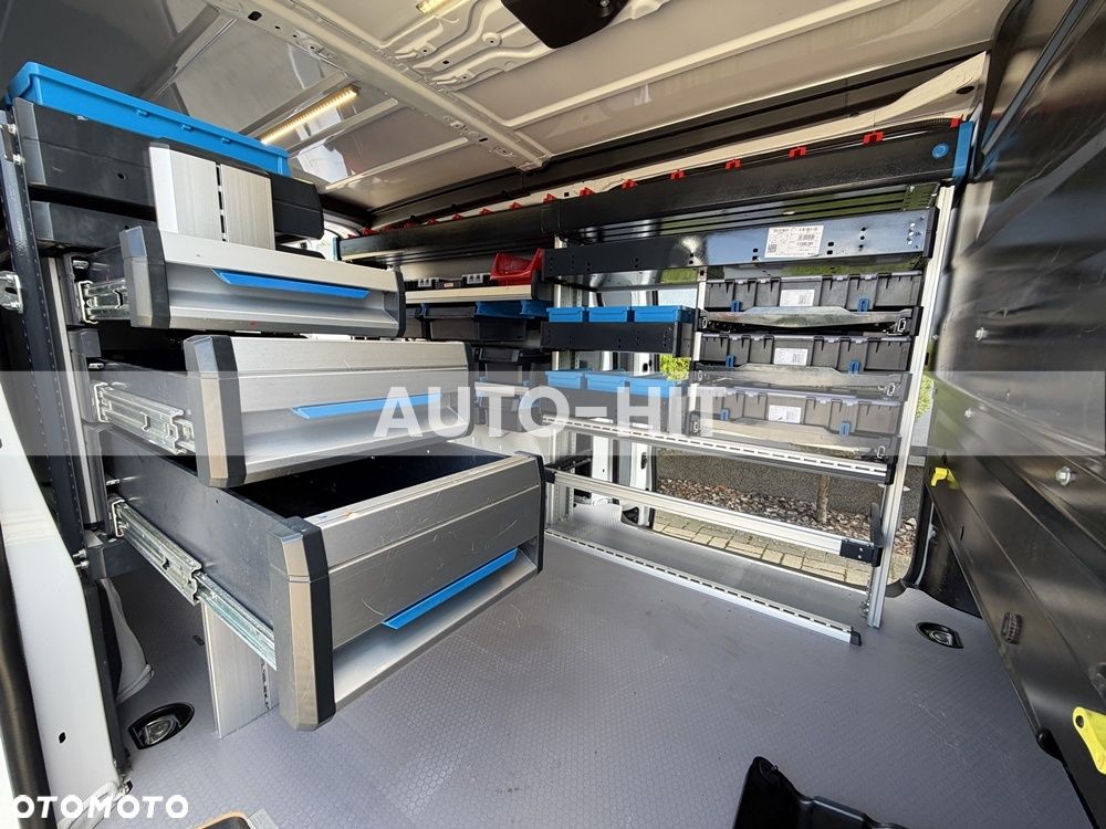 Opel Vivaro - 20