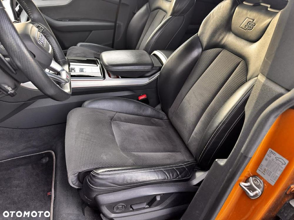 Audi Q8 - 15