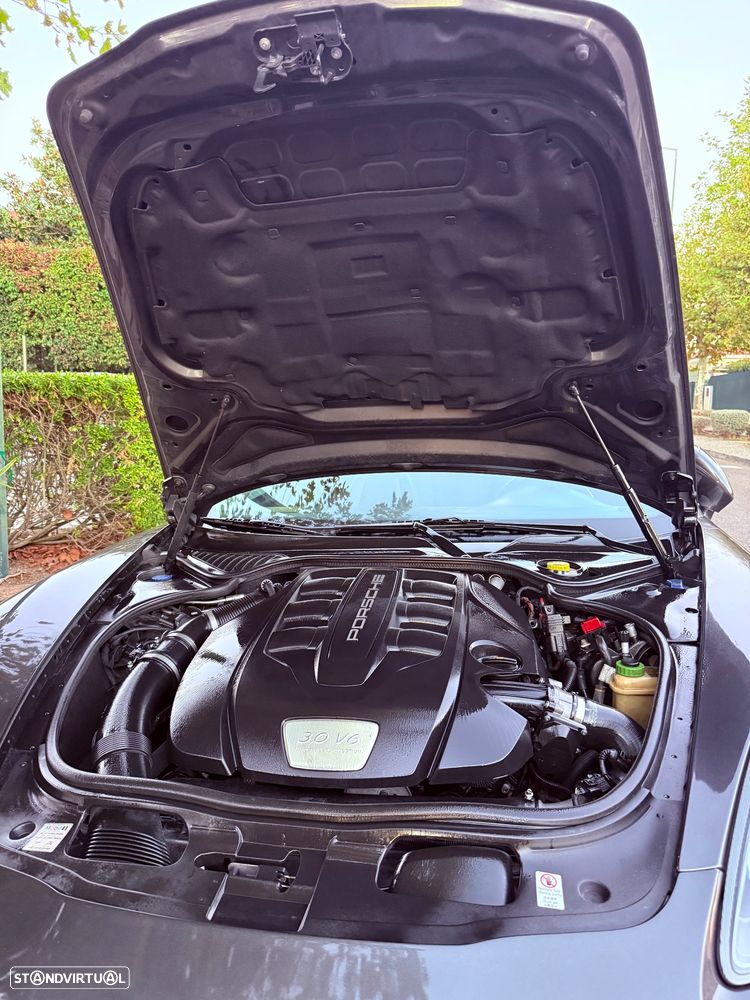 Porsche Panamera 3.0 V6 - 25