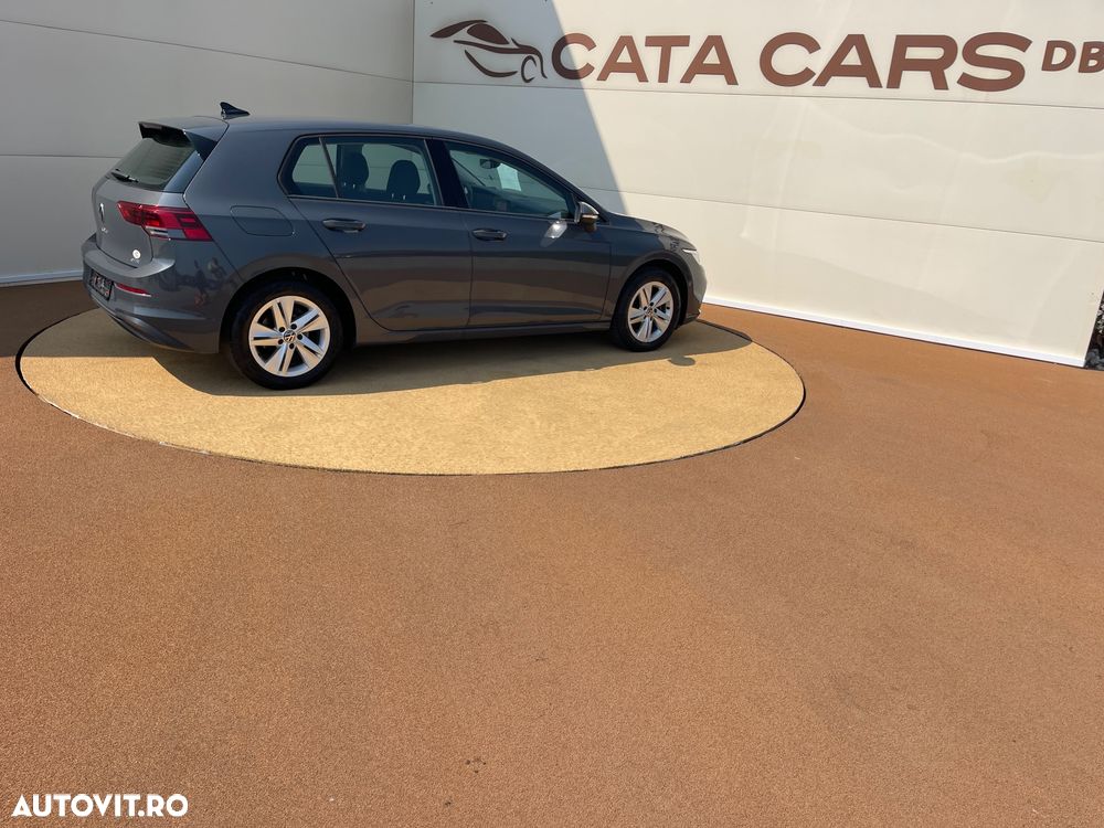 Volkswagen Golf 1.5 eTSI ACT DSG MHEV Life - 17