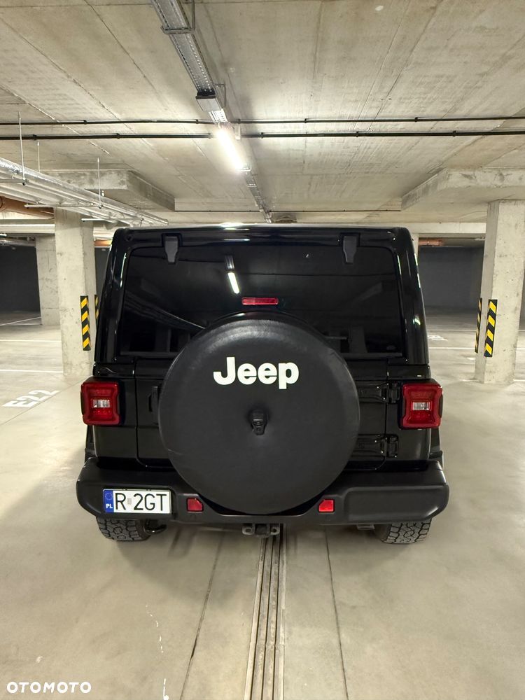 Jeep Wrangler - 14