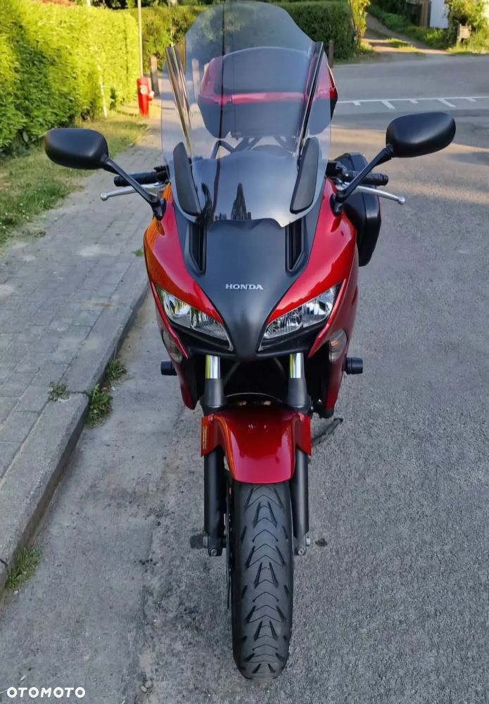 Honda CBF - 8