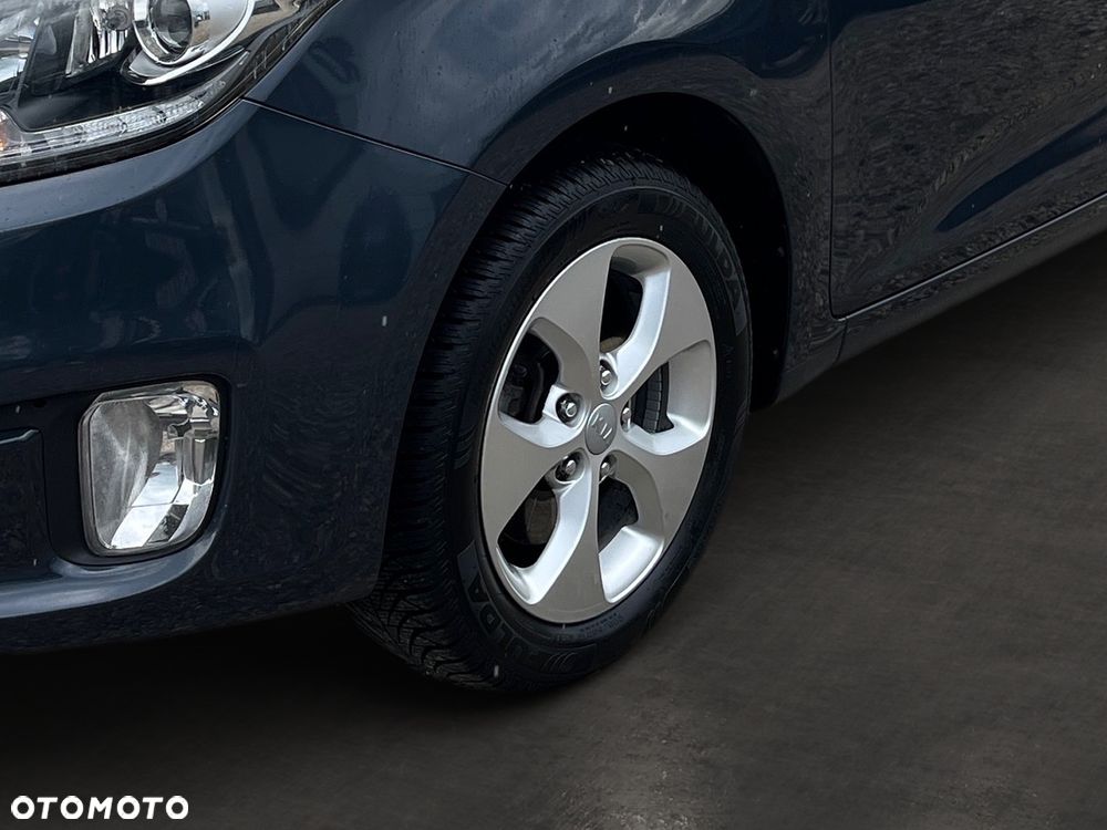 Kia Carens 1.6 GDI M - 6