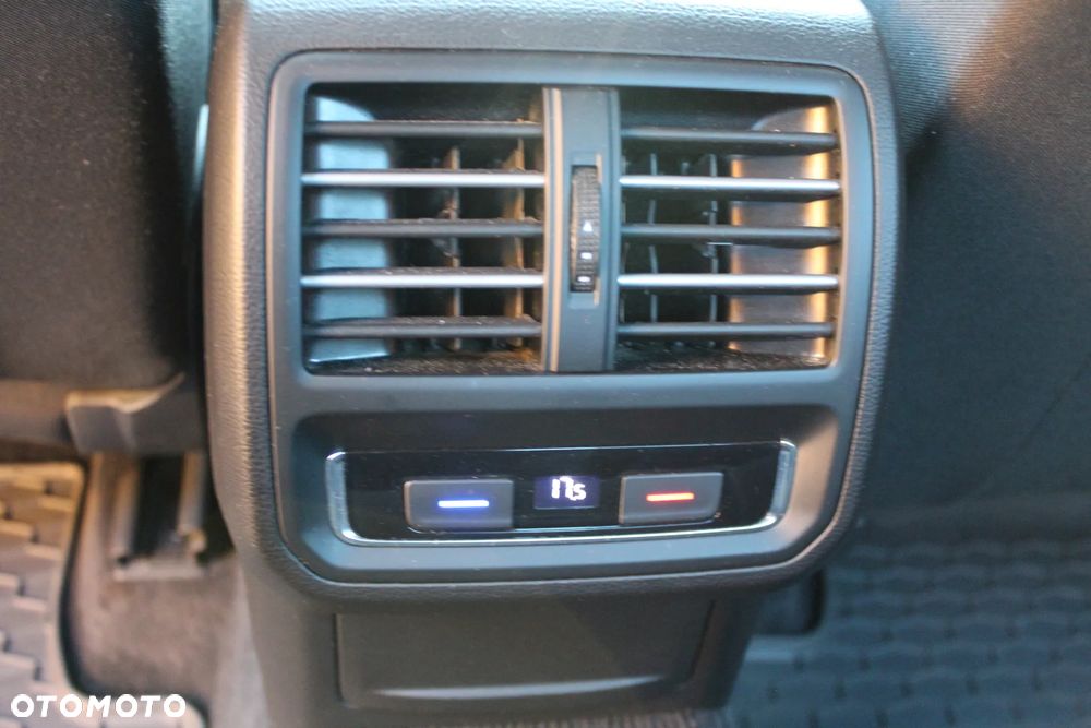 Volkswagen Passat 2.0 TDI BMT Comfortline - 16