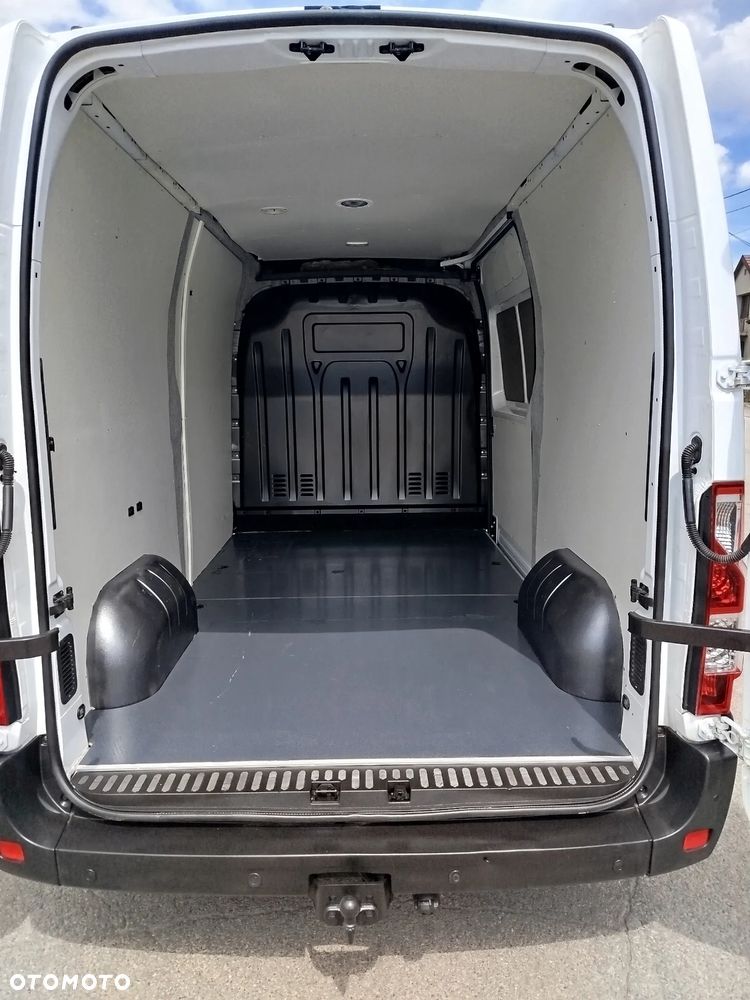 Renault Master L2H2 ŚREDNIAK 2.3DCI - 26