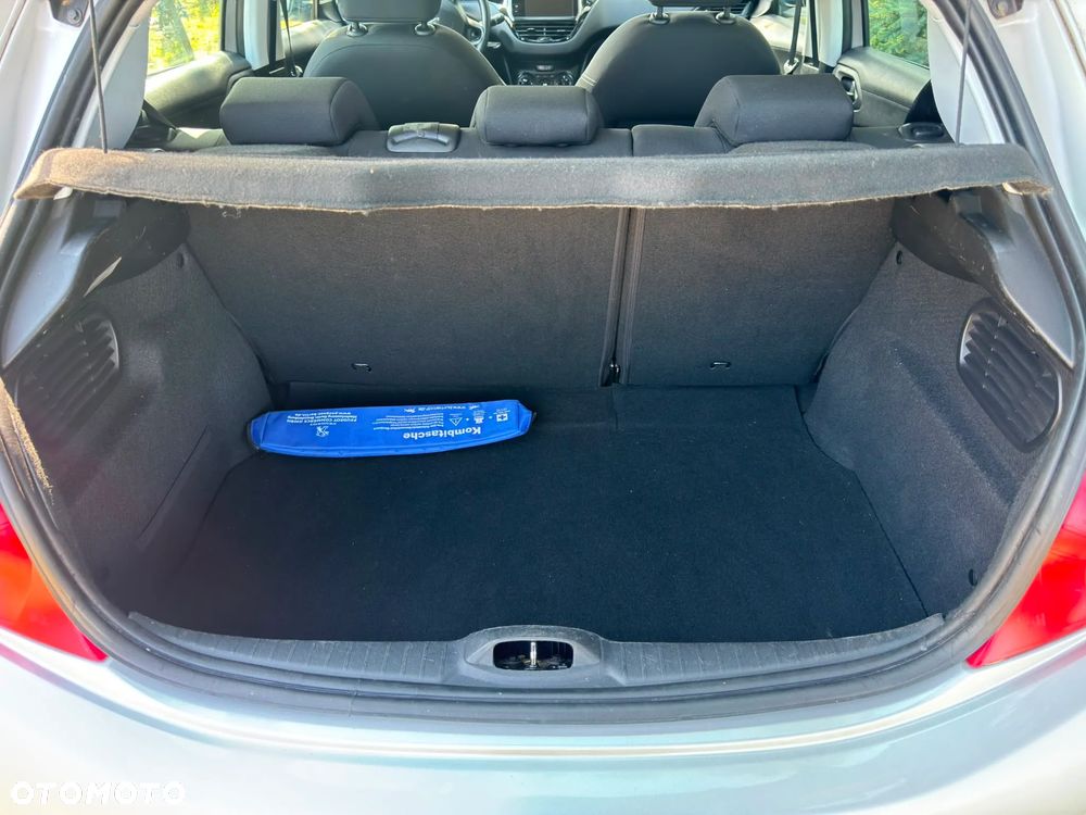 Peugeot 208 - 7
