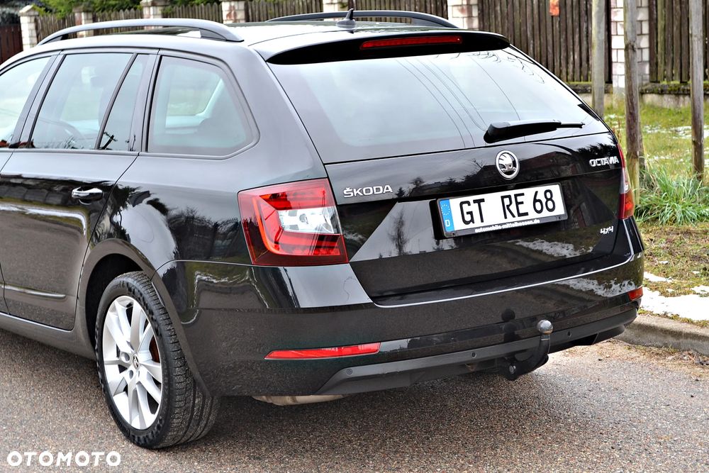 Skoda Octavia 2.0 TDI 4x4 DSG Clever - 11