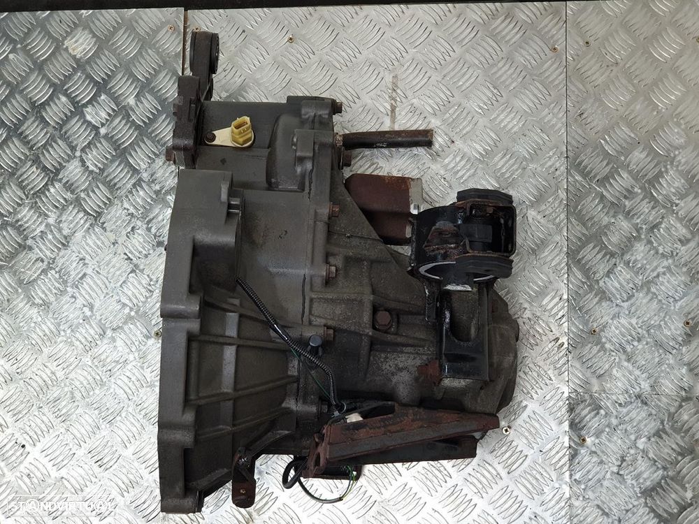 CAIXA VELOCIDADES LAND ROVER FREELANDER 2003 - 4