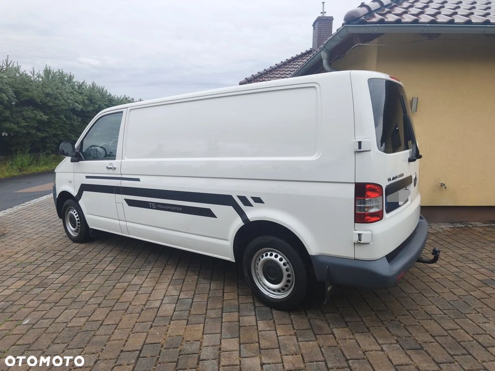 Volkswagen Transporter - 2
