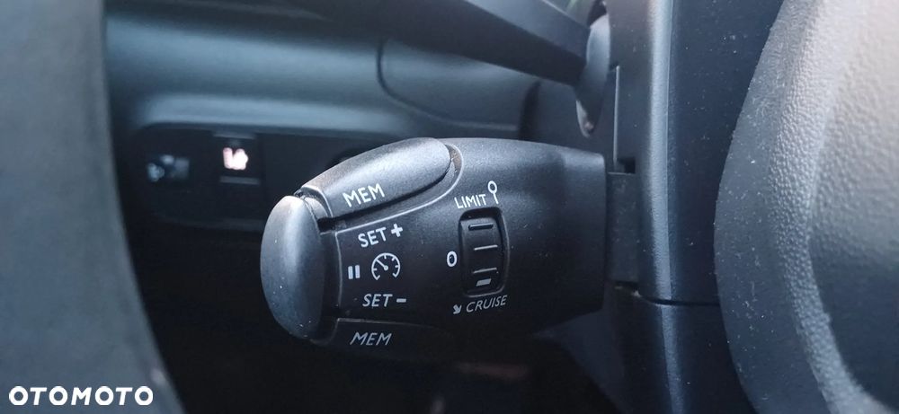 Citroën C3 1.2 PureTech Feel - 29