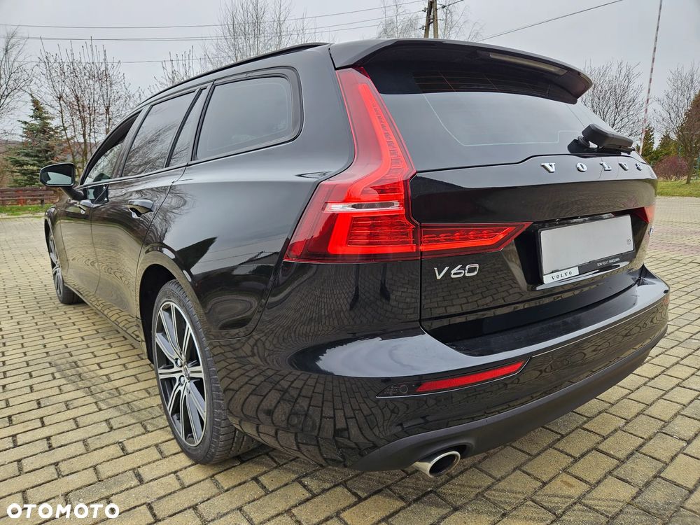 Volvo V60 D4 Momentum Pro - 10