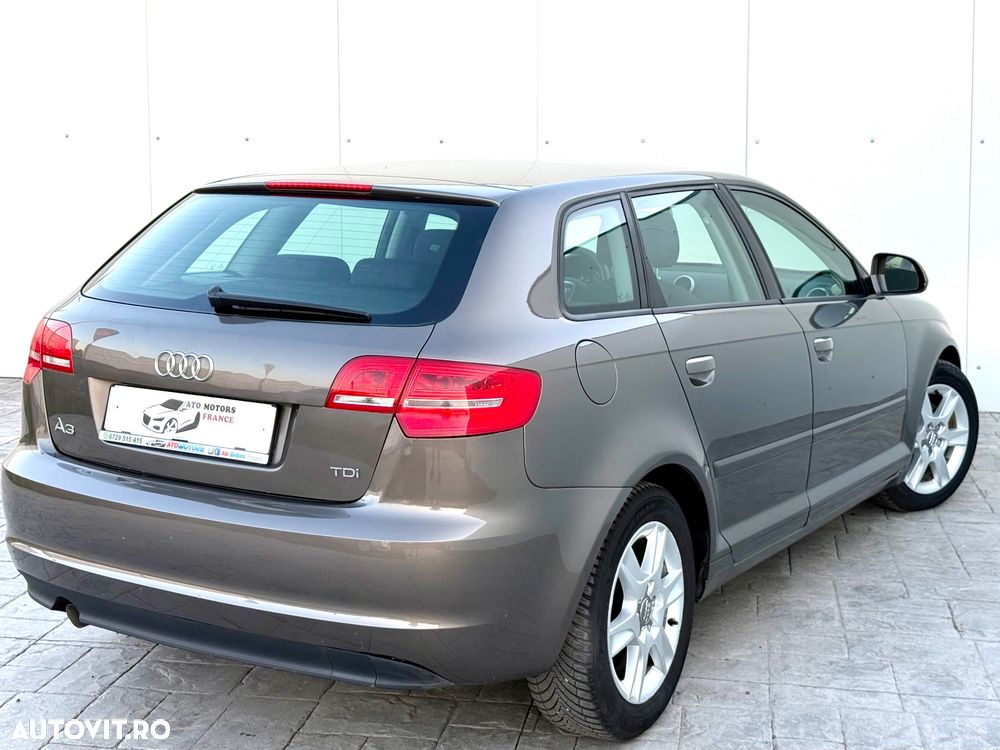 AUDI A3 Sportback 2010 — imagine 4