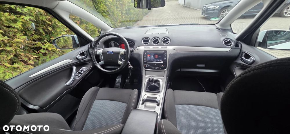 Ford S-Max 2.0 TDCi DPF Business Edition - 31