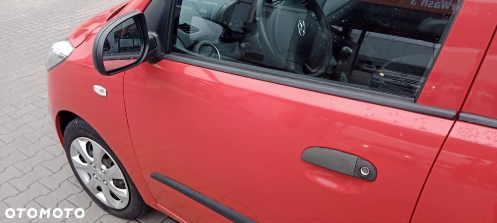 Hyundai i10 1.1 Base - 10
