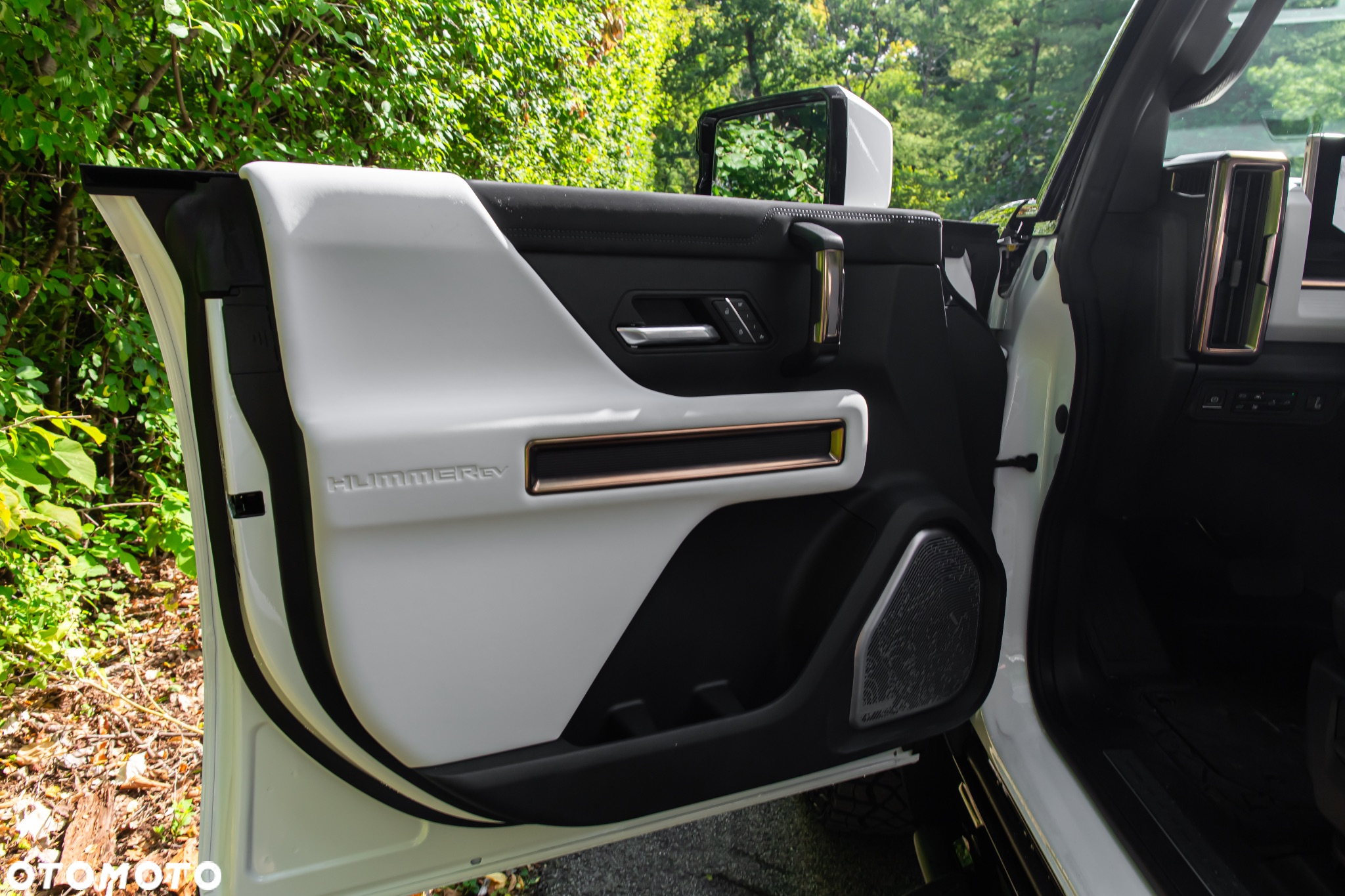 Hummer Inny - 28