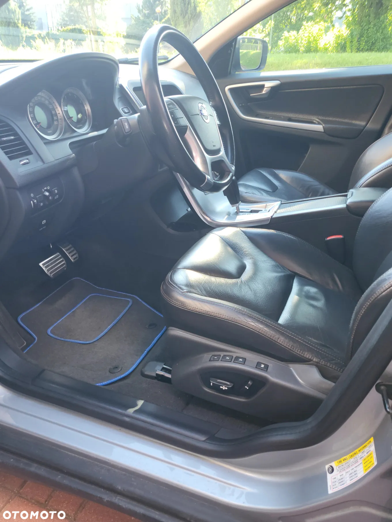 Volvo XC 60 3.2 AWD Kinetic - 11