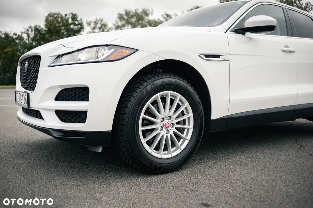 Jaguar F-Pace P250 AWD - 8