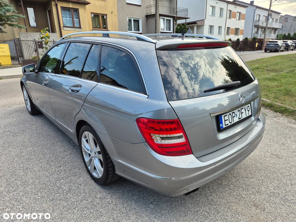 Mercedes-Benz Klasa C 180 T BlueEFFICIENCY Avantgarde - 28