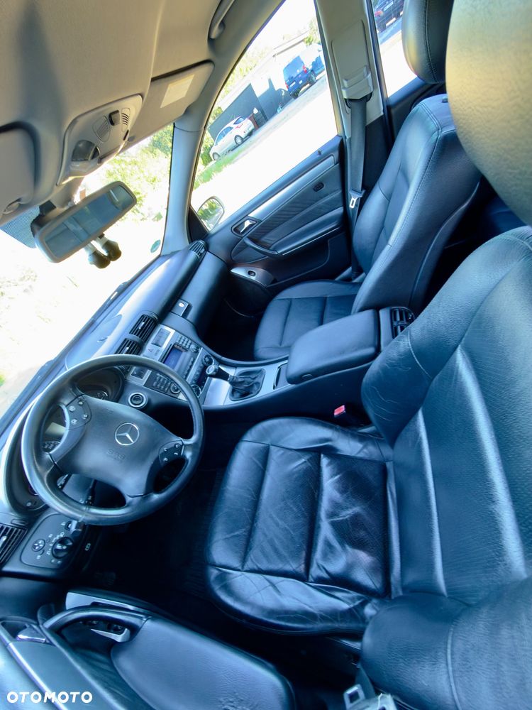 Mercedes-Benz Klasa C 220 T CDI Avantgarde - 11
