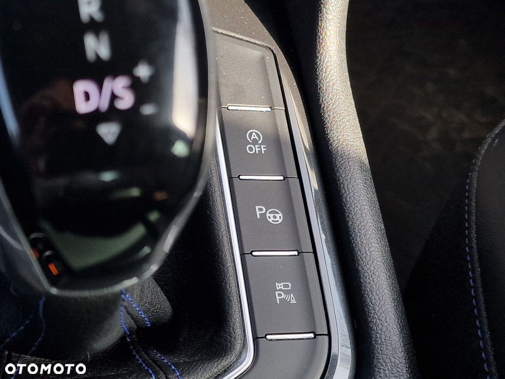 Volkswagen Tiguan 2.0 TSI 4Mot R DSG - 29