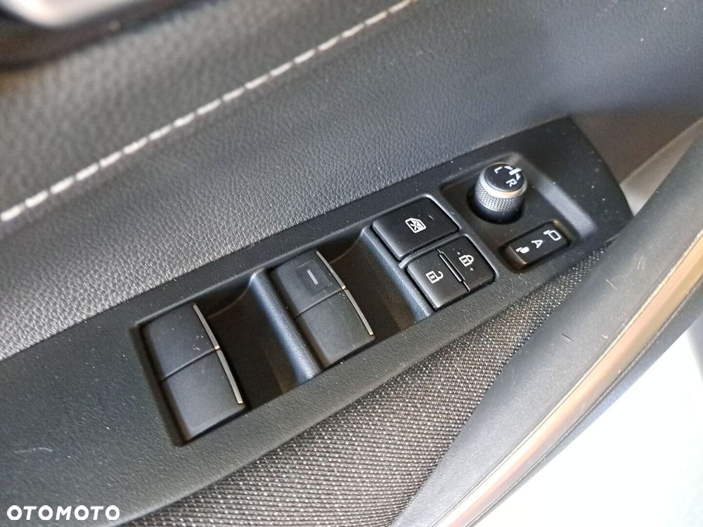 Toyota Corolla 1.8 Hybrid Comfort - 35