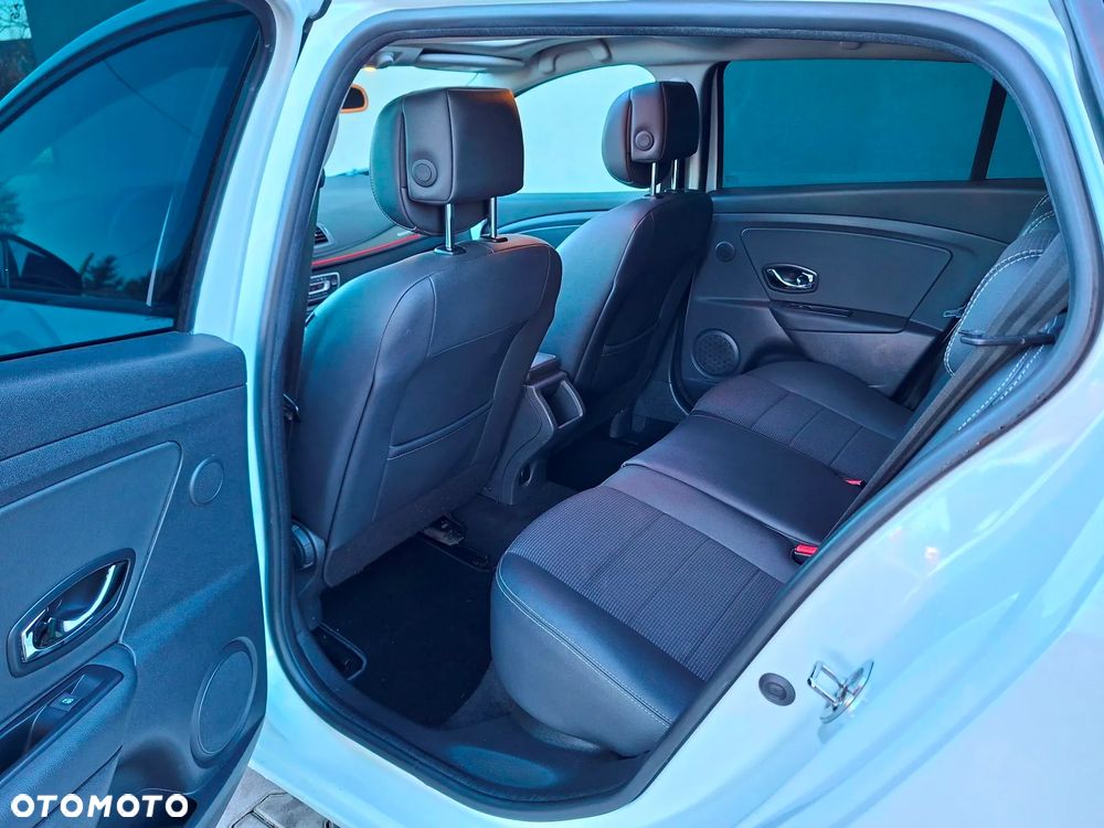 Renault Megane TCe 220 Start & Stop GT 220 - 20