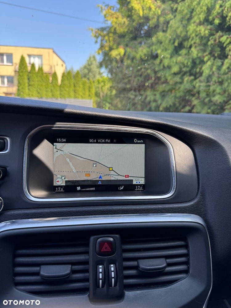 Volvo V40 D2 Drive-E R-Design Momentum - 15