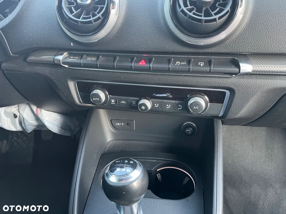 Audi A3 Sportback 1.6 TDI sport - 14
