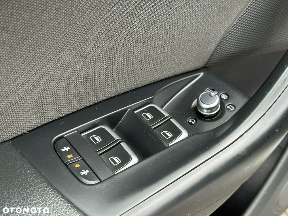 Audi Q3 2.0 TDI Sport - 29