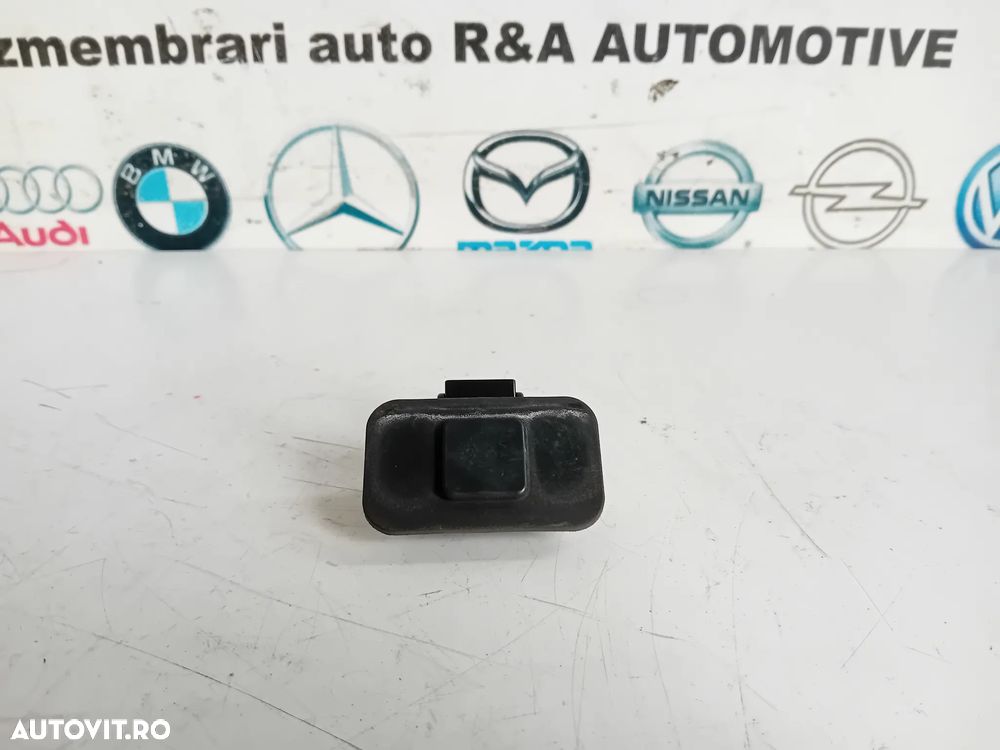 Buton Switch Deschidere Portbagaj Haion Honda Accord 2008-2013 Berlina - 2