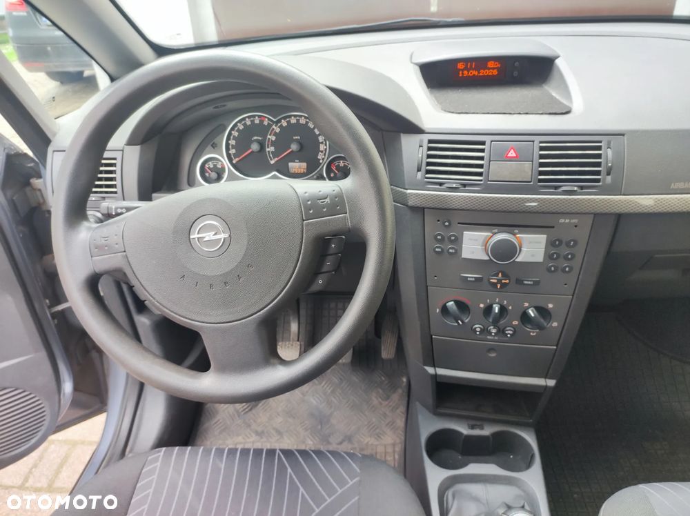 Opel Meriva - 25