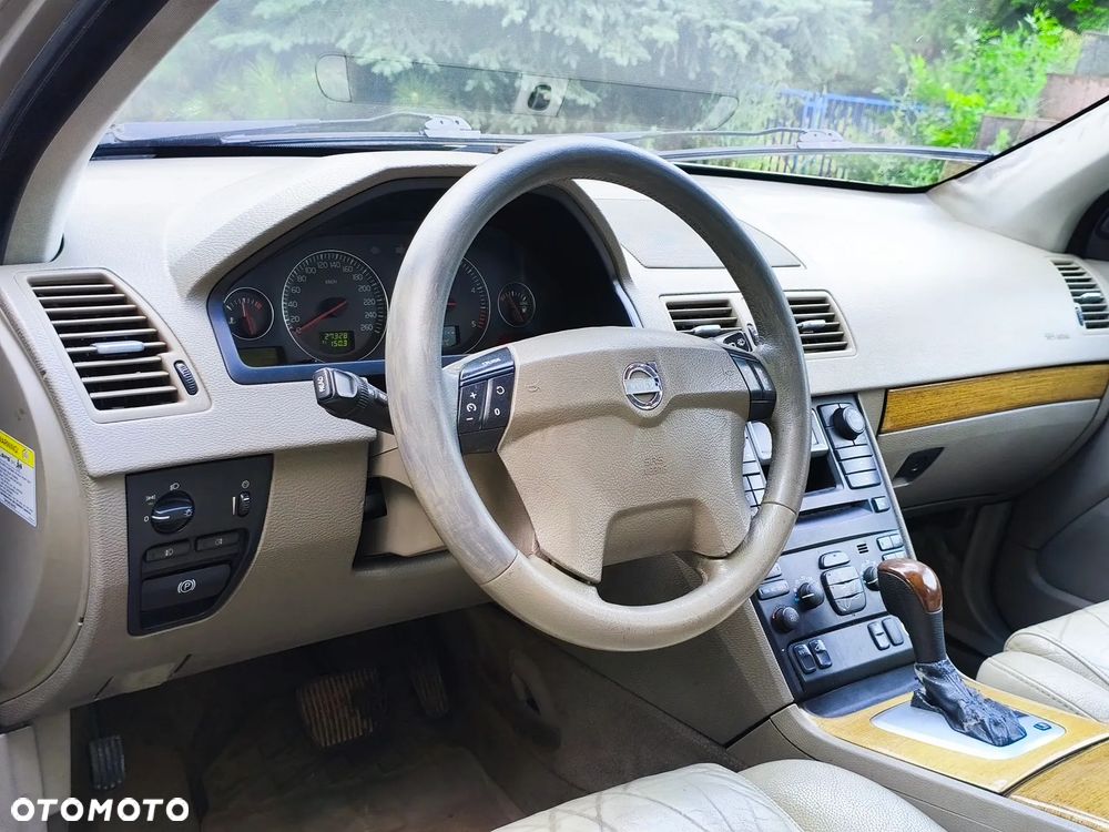 Volvo XC 90 - 12